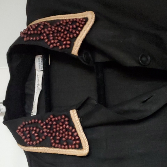 Shirt - Picture 2 of 4